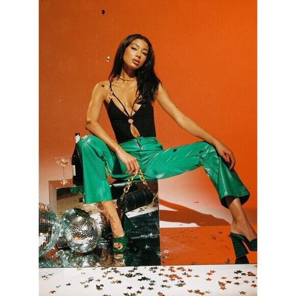 NWT PRINCESS POLLY Ashlea Faux Leather Mid Rise Slim Fit Flare Pants Sz 0 Green - Picture 2 of 12